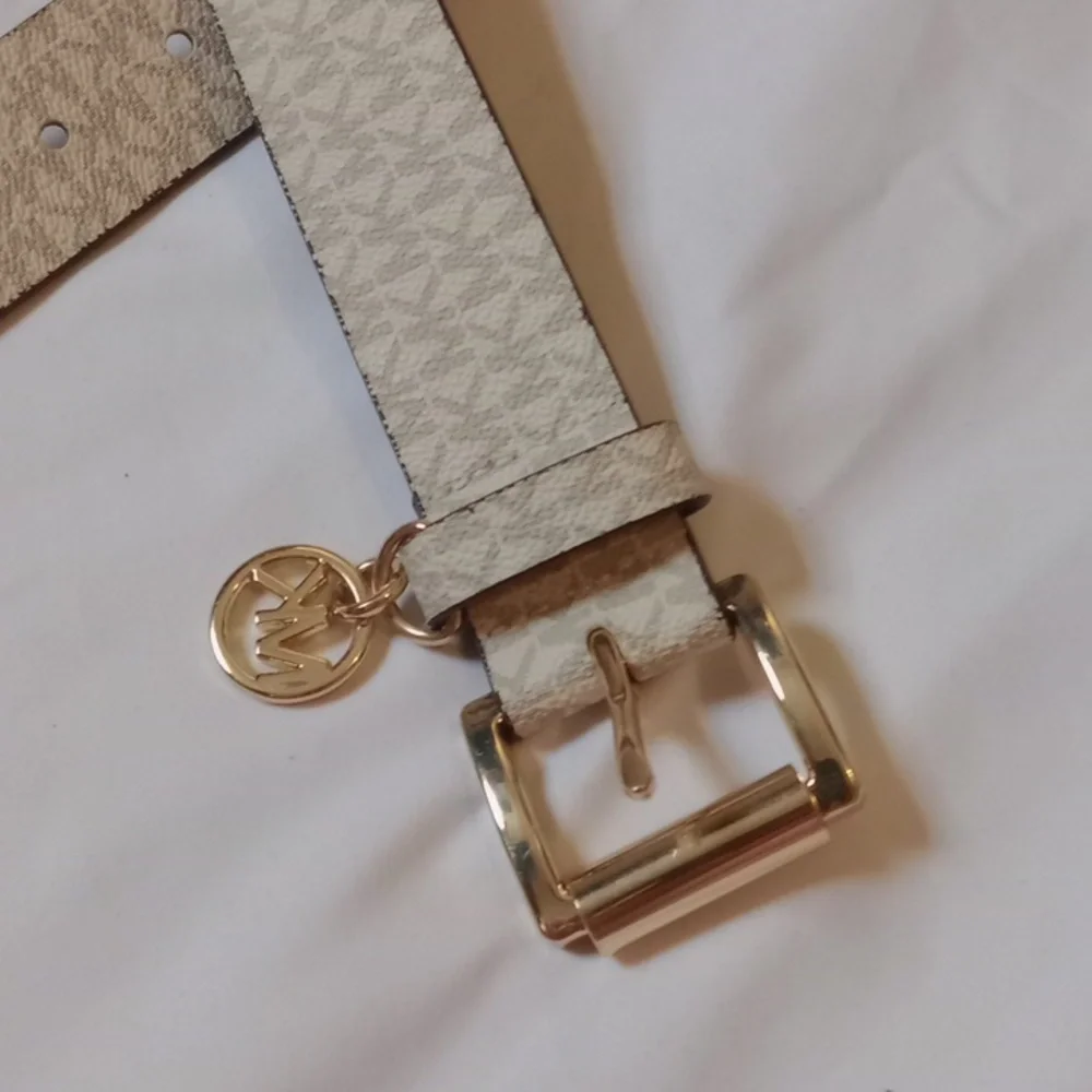 Michael Kors Vanilla Belt with Gold Buckle, Medium